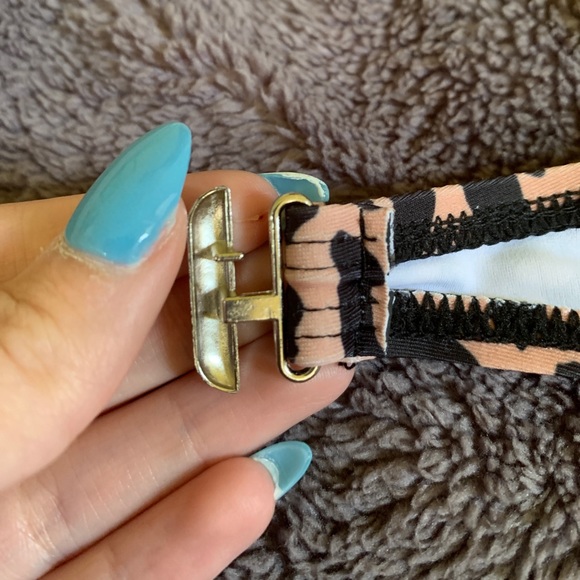 SheIn animal print bikini top - Picture 3 of 5